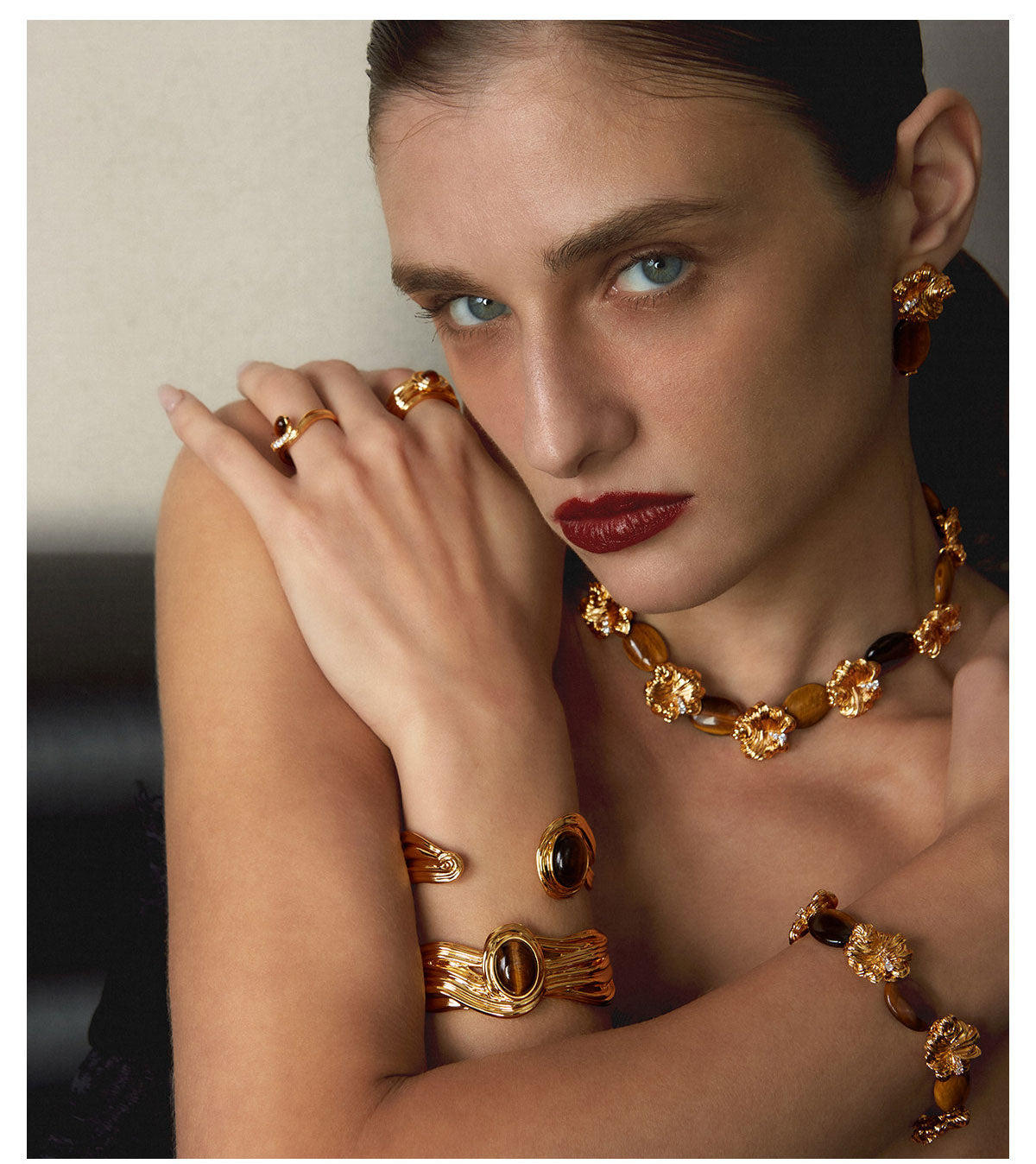 Vintage Gold Flower Tiger Eye Beaded Choker Necklace for Women, Inlaid Cubic Zirconia Natural Tiger Eye Stone Adjustable 46+10cm Extension Chain Retro Statement Layerable Fashion Jewelry Gift  LUNA-X296