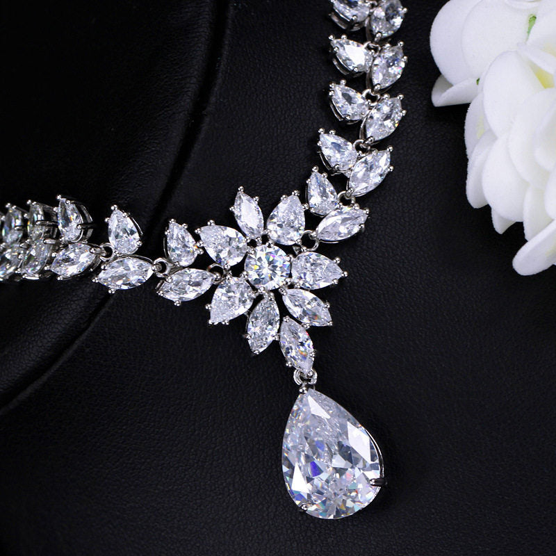 Imperial Teardrop and Marquise Bridal Jewelry Set Luxury Statement Necklace, Chandelier Earrings, and Tennis Bracelet | Premium 3-Piece Wedding Banquet Ensemble | LUNA-X130