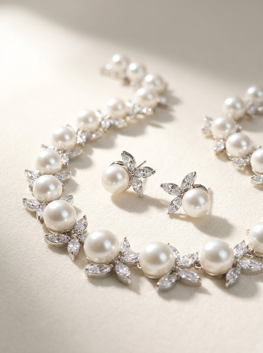Vintage Sunburst Medallion Bridal Jewelry Set Luxury White-Tone Plated AAA Zircon Geometric Round Choker Necklace & Petite Stud Earrings Duo | LUNA-X154