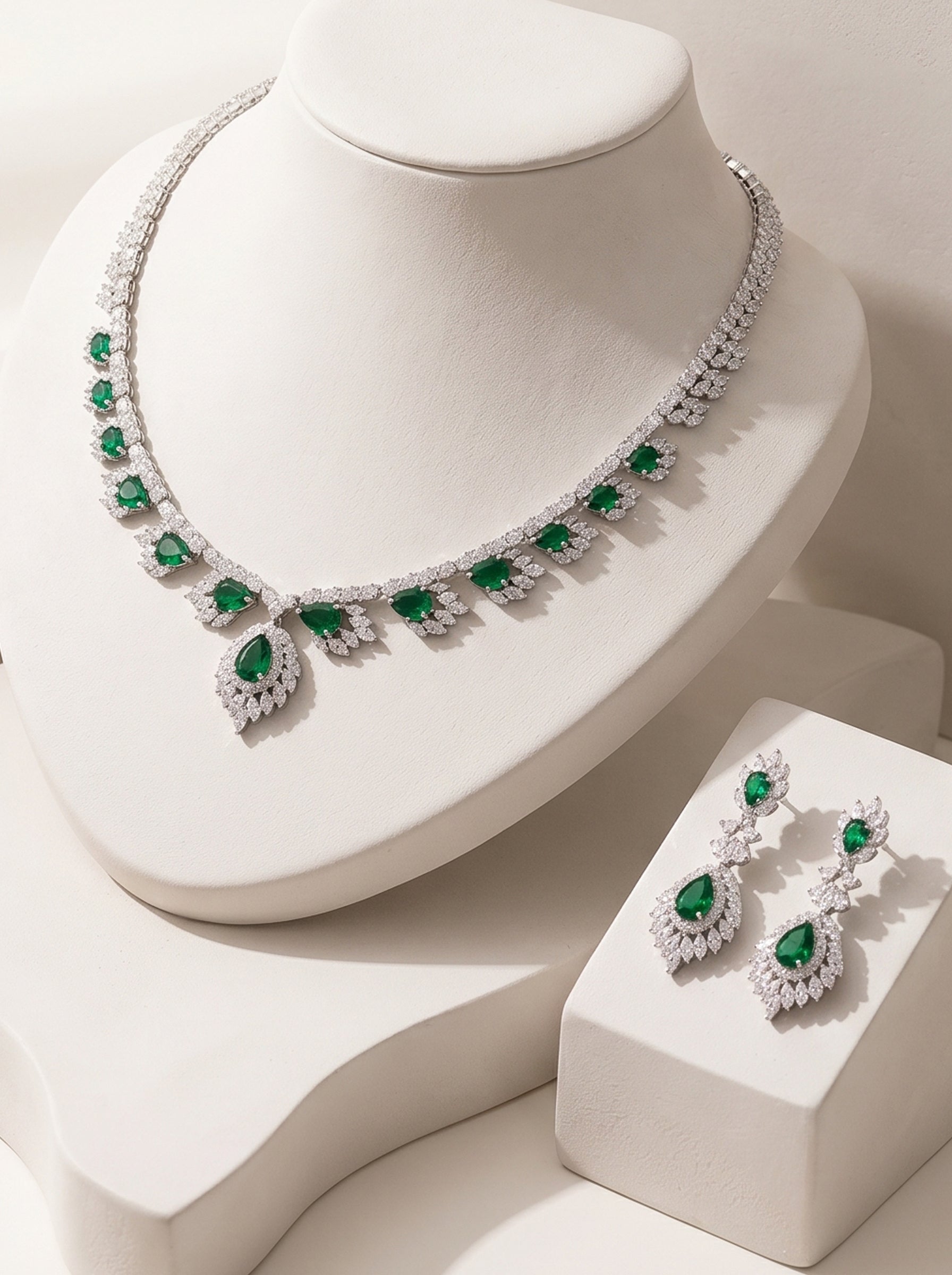 Luxury Cascading Floral Bridal Jewelry Set White-Tone Plated AAA Zircon Marquise Fringe Necklace & Dangle Earrings Set for Royal Wedding, Prom & Gala | LUNA-X157