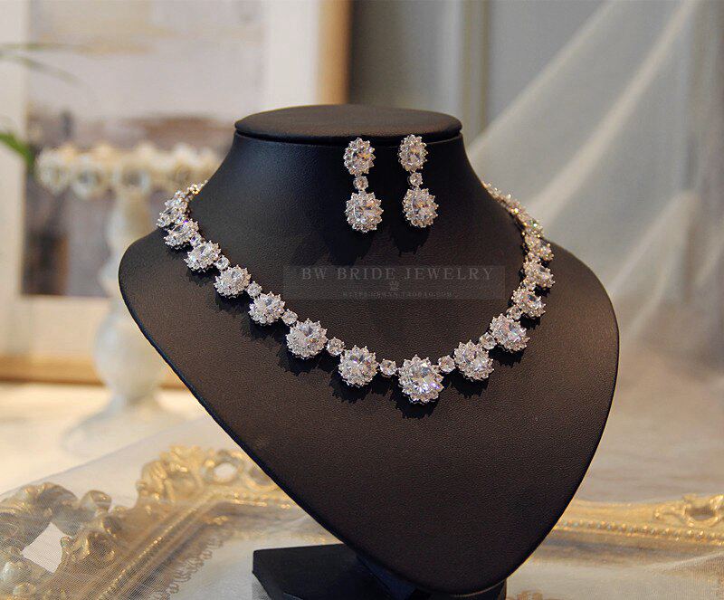 Luxury Geometric Cluster Bridal Jewelry Set White-Tone Plated AAA Zircon Marquise Tennis Necklace & Fluid Drop Earrings Duo for Wedding, Prom & Gala | LUNA-X158
