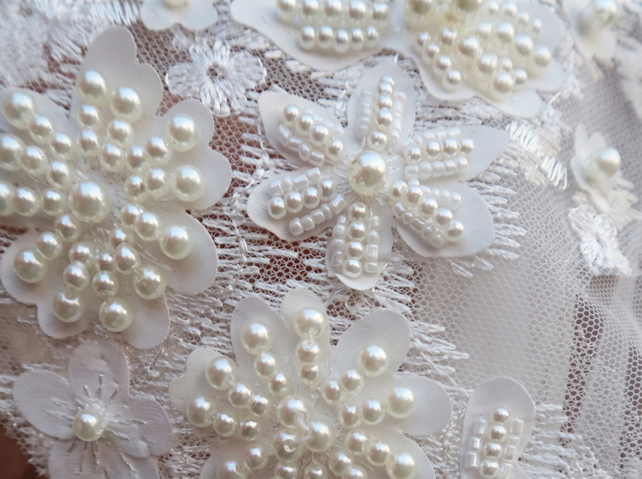 1920s Vintage Juliet Cap Headpiece with Pearl Tassels - Luxury 3D Floral Bridal Hair Cap, Romantic Gatsby Wedding Headband Veil for Reception & Party  LUNA-X346