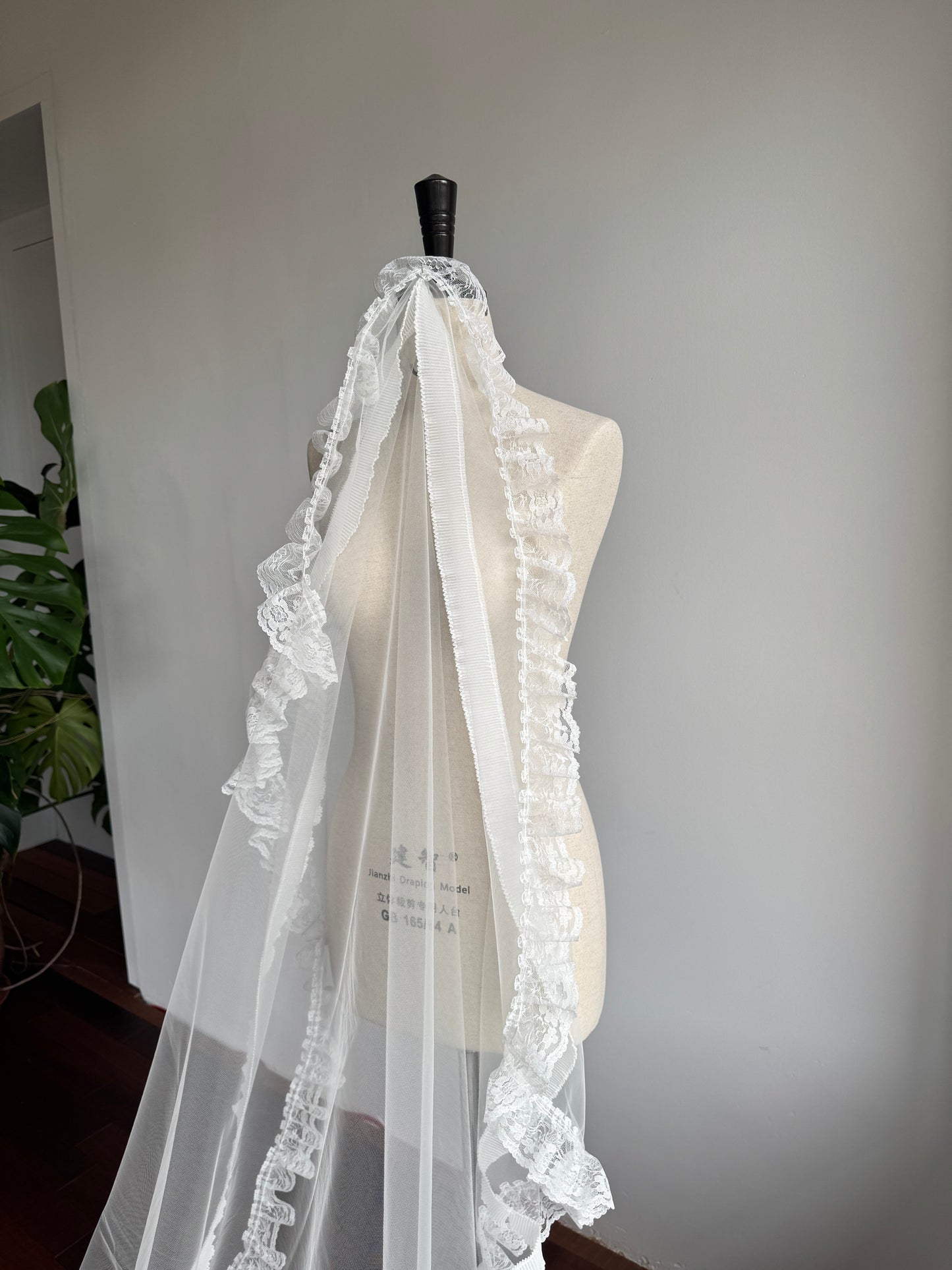 Luxury Vintage Cathedral Wedding Veil - French Tiered Ruffle Lace Bridal Veil, Romantic Pleated Ribbon Edge Long Train Veil for Estate Ceremony LUNA-X354