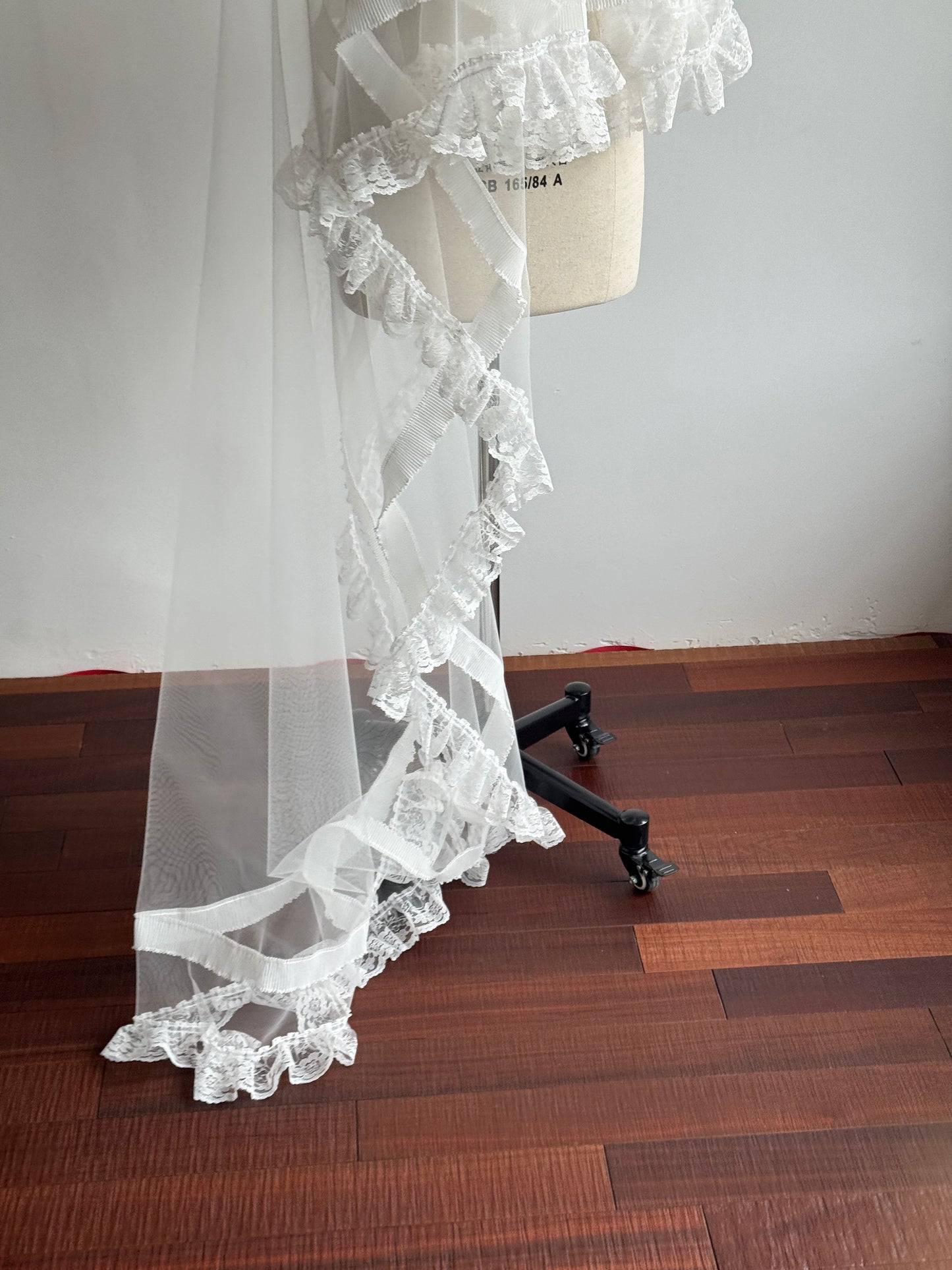 Luxury Vintage Cathedral Wedding Veil - French Tiered Ruffle Lace Bridal Veil, Romantic Pleated Ribbon Edge Long Train Veil for Estate Ceremony LUNA-X354