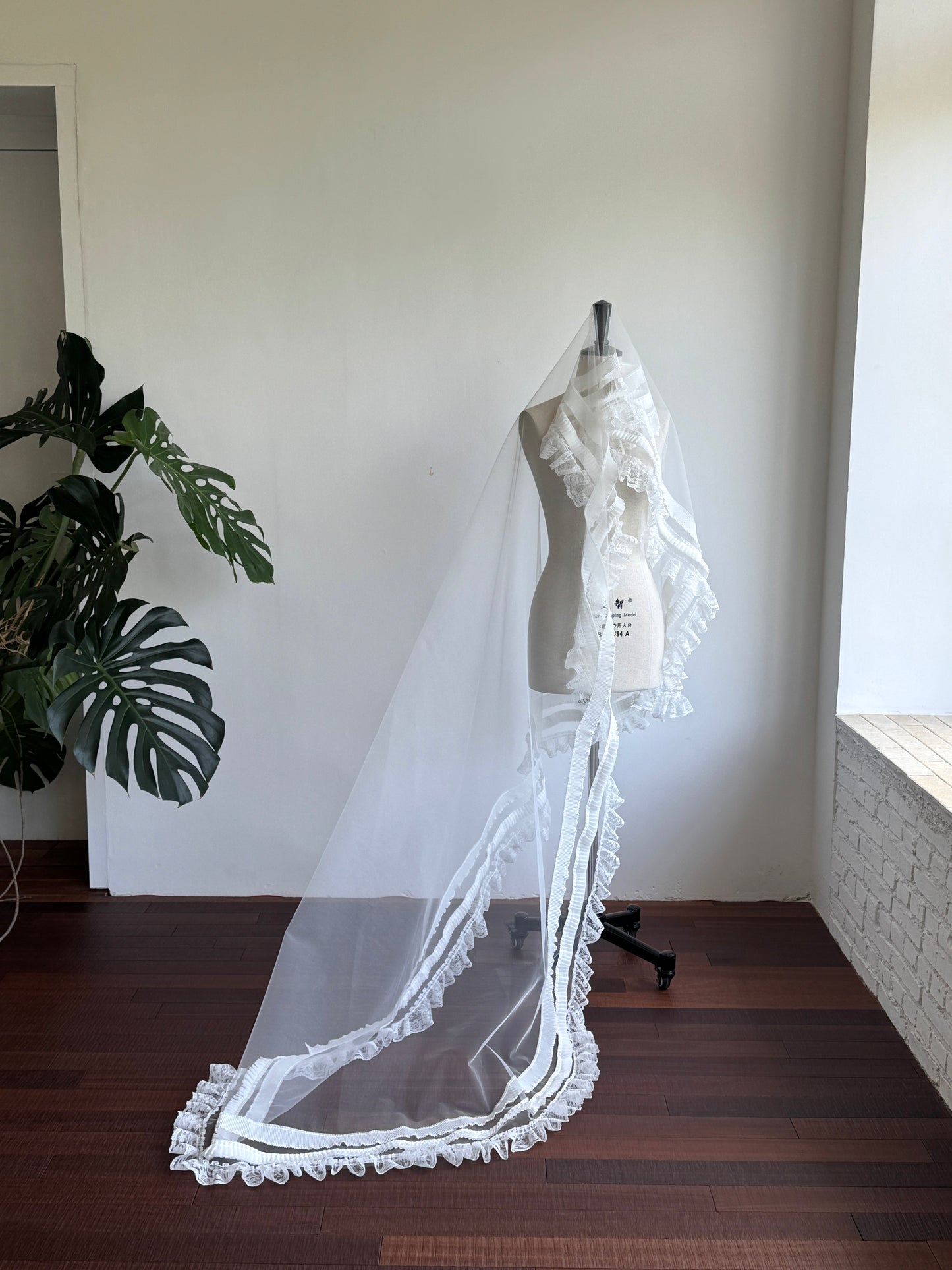 Luxury Vintage Cathedral Wedding Veil - French Tiered Ruffle Lace Bridal Veil, Romantic Pleated Ribbon Edge Long Train Veil for Estate Ceremony LUNA-X354