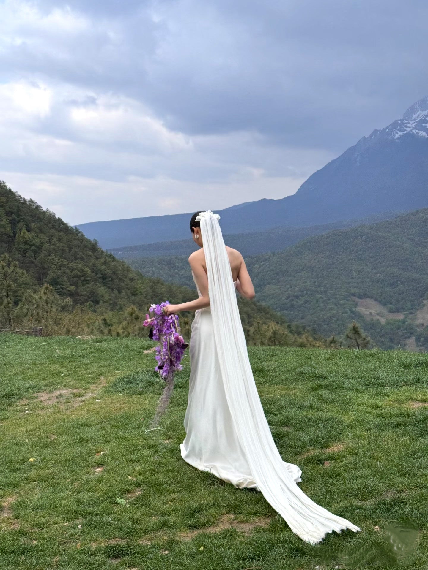 Effortless Crinkled Silk-Feel Bridal Veil with Ruffled Petal Headband - Soft Textured Cascading Wedding Veil, Boho Floor-Sweeping Elopement Veil  LUNA-X363
