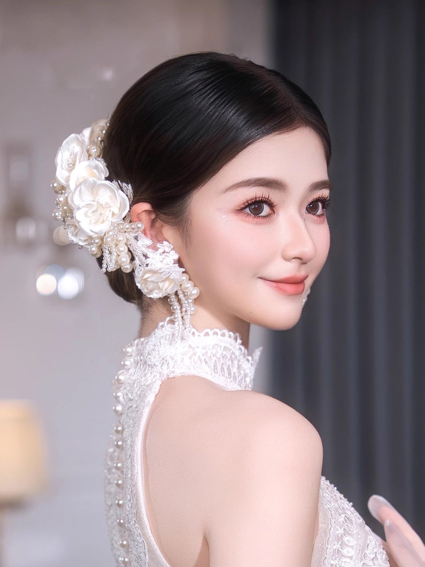 Baroque 3-Pcs Creamy Bead Rose Bridal Headpiece Set - Statement Cluster Beaded Tiara Crown & Matching Floral Drop Tassel Earring Set  LUNA-X367