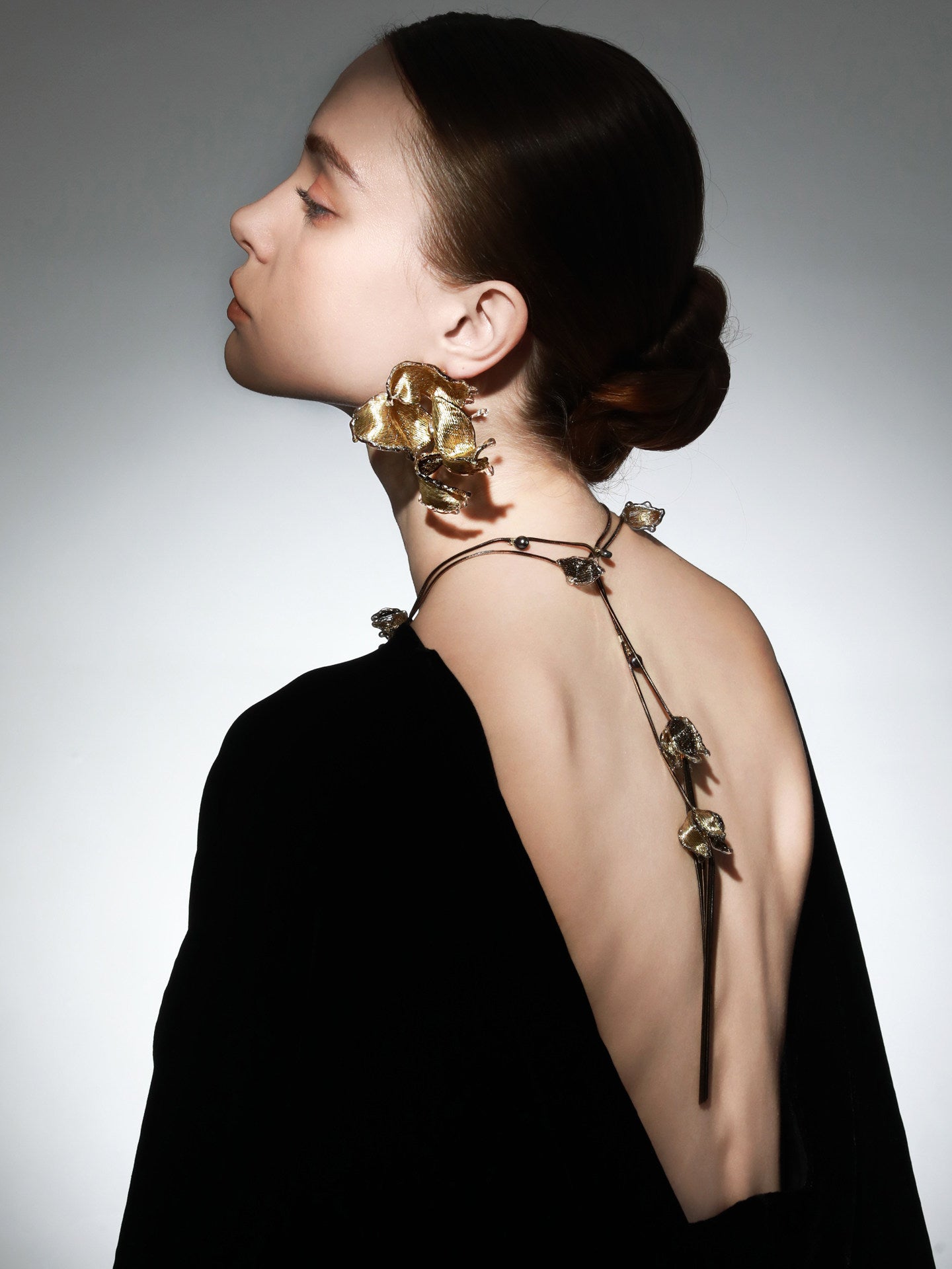 Avant-Garde Hand-Woven Metallic Mesh Flower Earrings - Deconstructed Liquid-Edge Floral Studs with Clear Melting Ice Accent  LUNA-X387