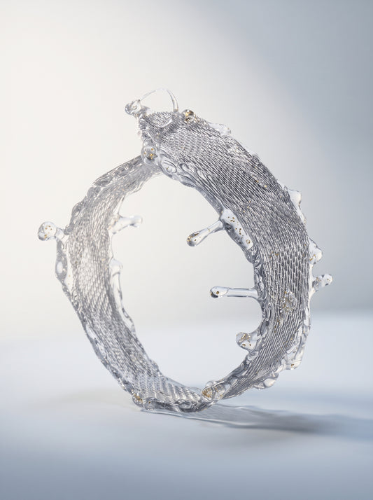 Avant-Garde Hand-Woven Metallic Mesh Splash Bangle - Malleable Liquid-Edge Cuff Bracelet with Sculptural Clear Water Droplets LUNA-X390