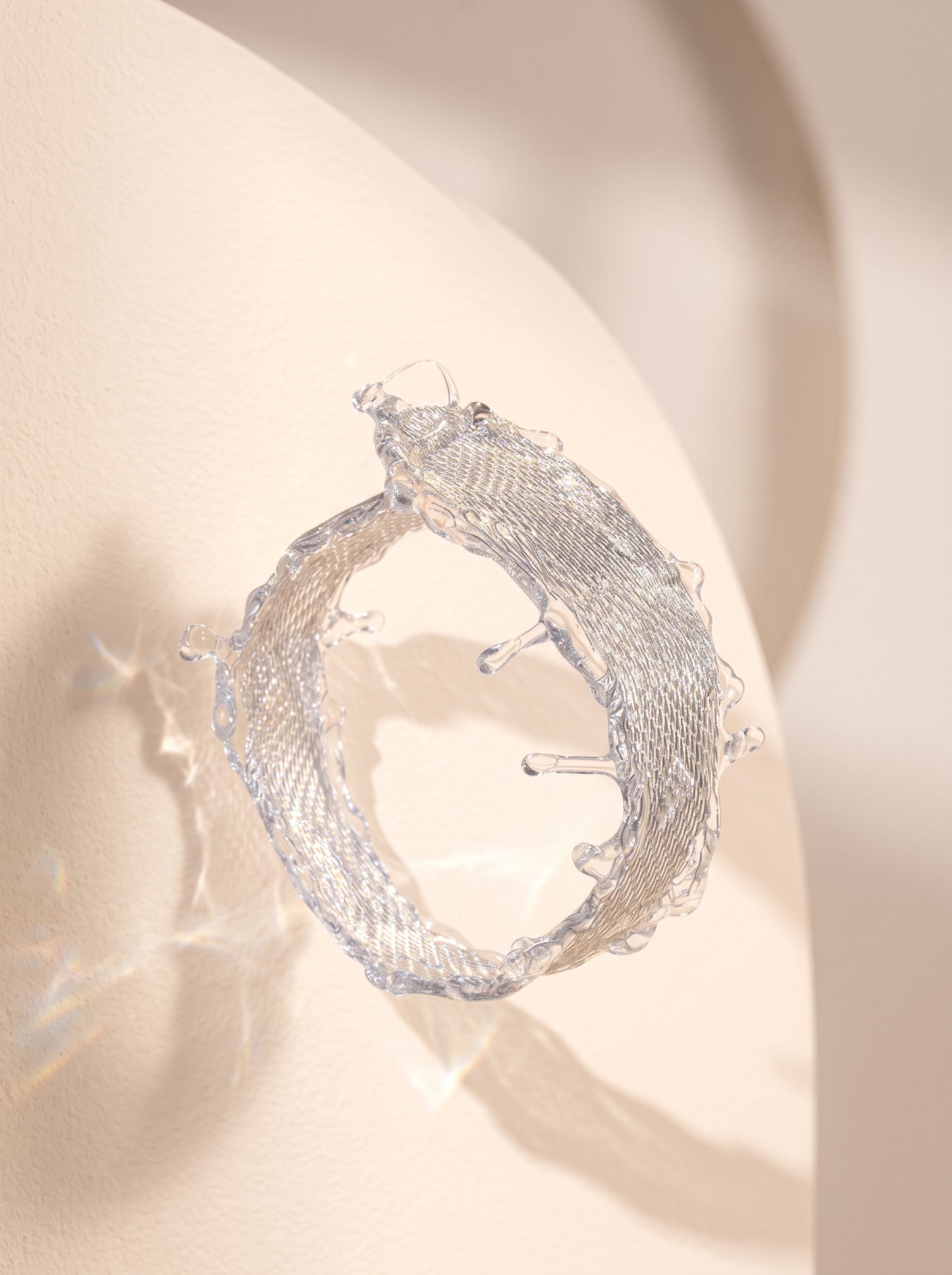 Avant-Garde Hand-Woven Metallic Mesh Splash Bangle - Malleable Liquid-Edge Cuff Bracelet with Sculptural Clear Water Droplets LUNA-X390
