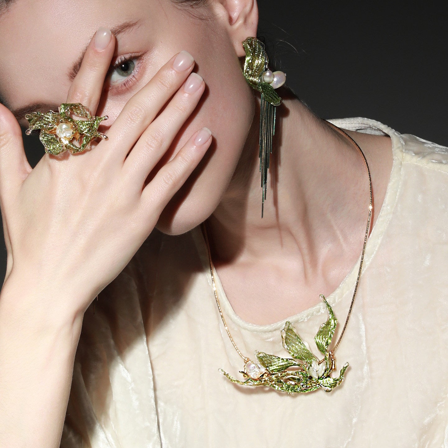 Avant-Garde Hand-Woven Metallic Leaf Necklace - Deconstructed Tender Green Botanical Choker with Clear Melting Ice Border LUNA-X394