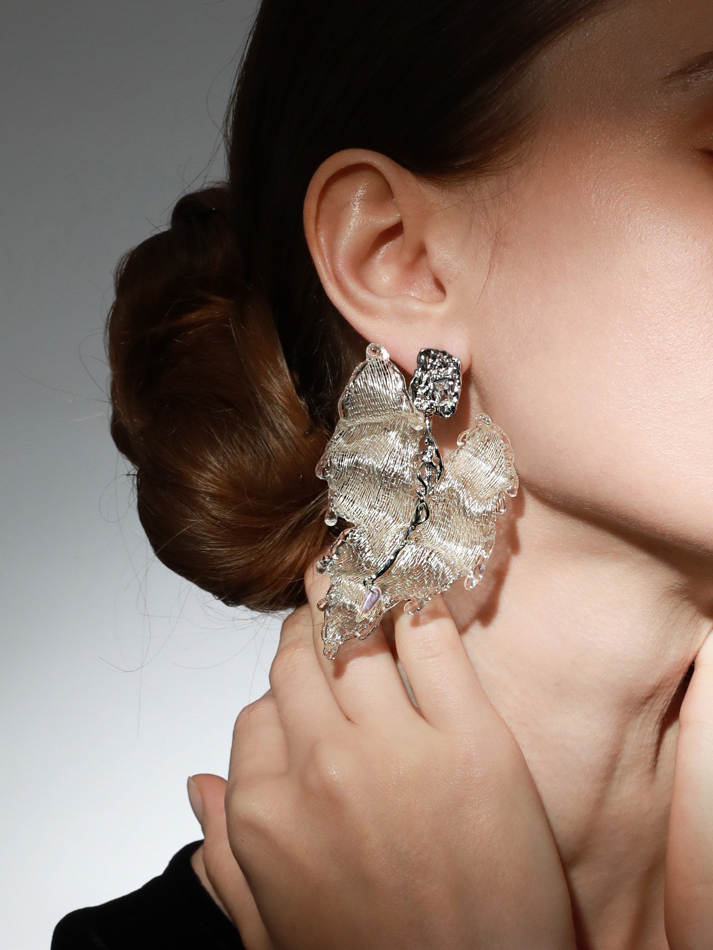 Avant-Garde Hand-Woven Metallic Ruffled Leaf Earrings - Deconstructed Glacial White Petal Studs with Liquid-Ice Border & Molten Alloy Stem LUNA-X395