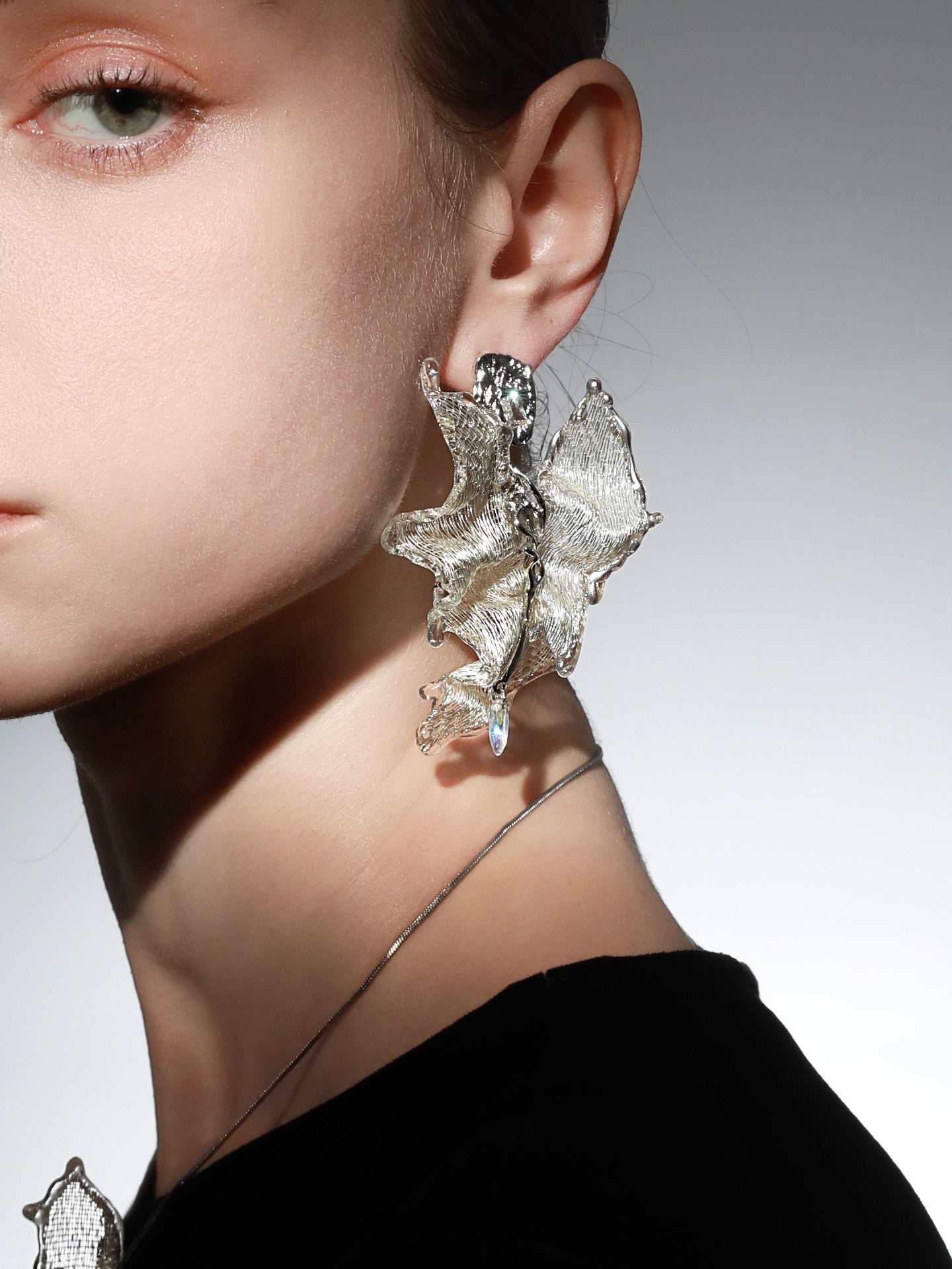 Avant-Garde Hand-Woven Metallic Ruffled Leaf Earrings - Deconstructed Glacial White Petal Studs with Liquid-Ice Border & Molten Alloy Stem LUNA-X395