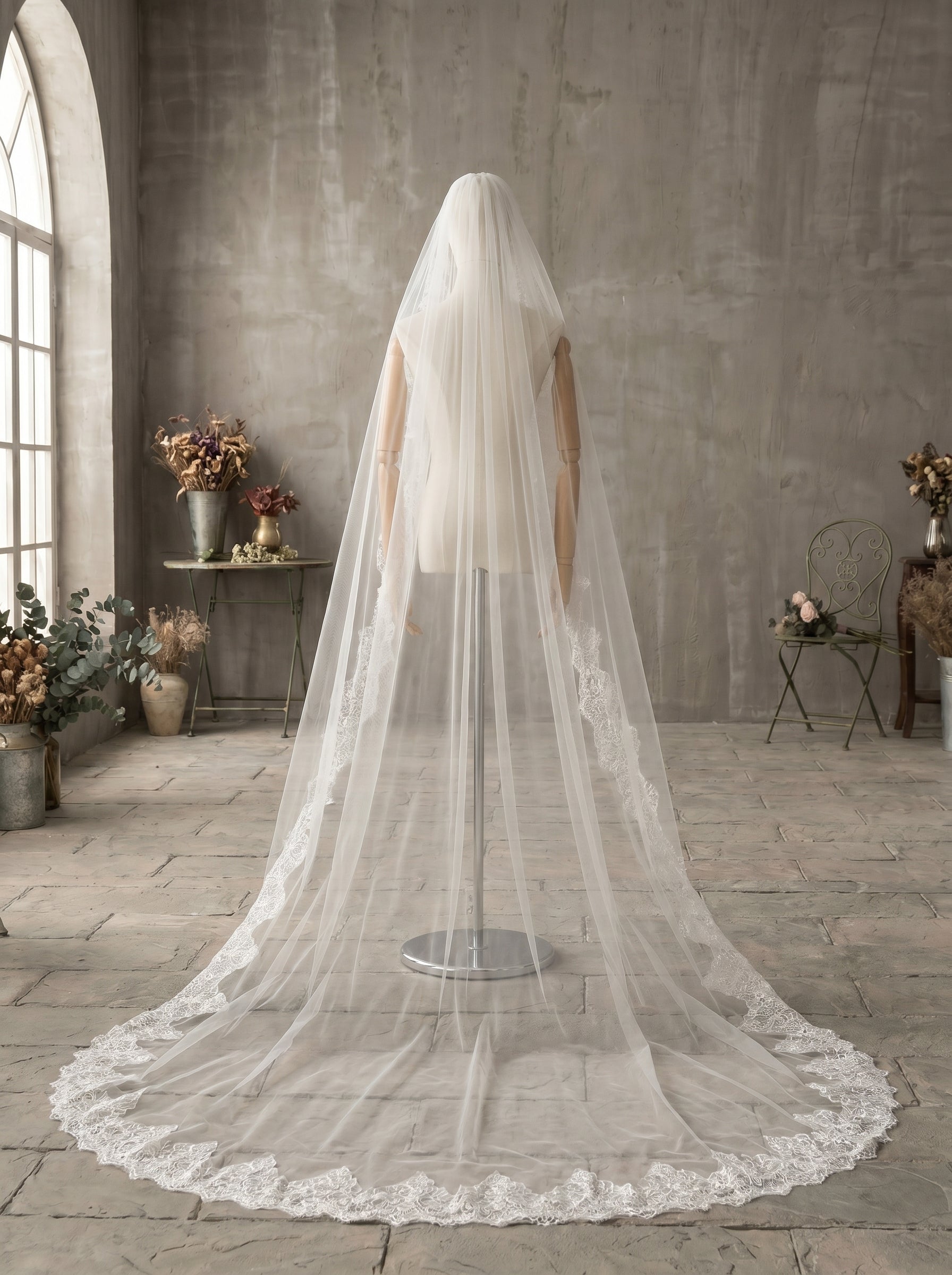 Classic 2.M Cathedral Wedding Veil with Comb - Single Tier Milk White Soft Tulle Veil, Continuous Chantilly Lace Edge Bridal Veil, 110
