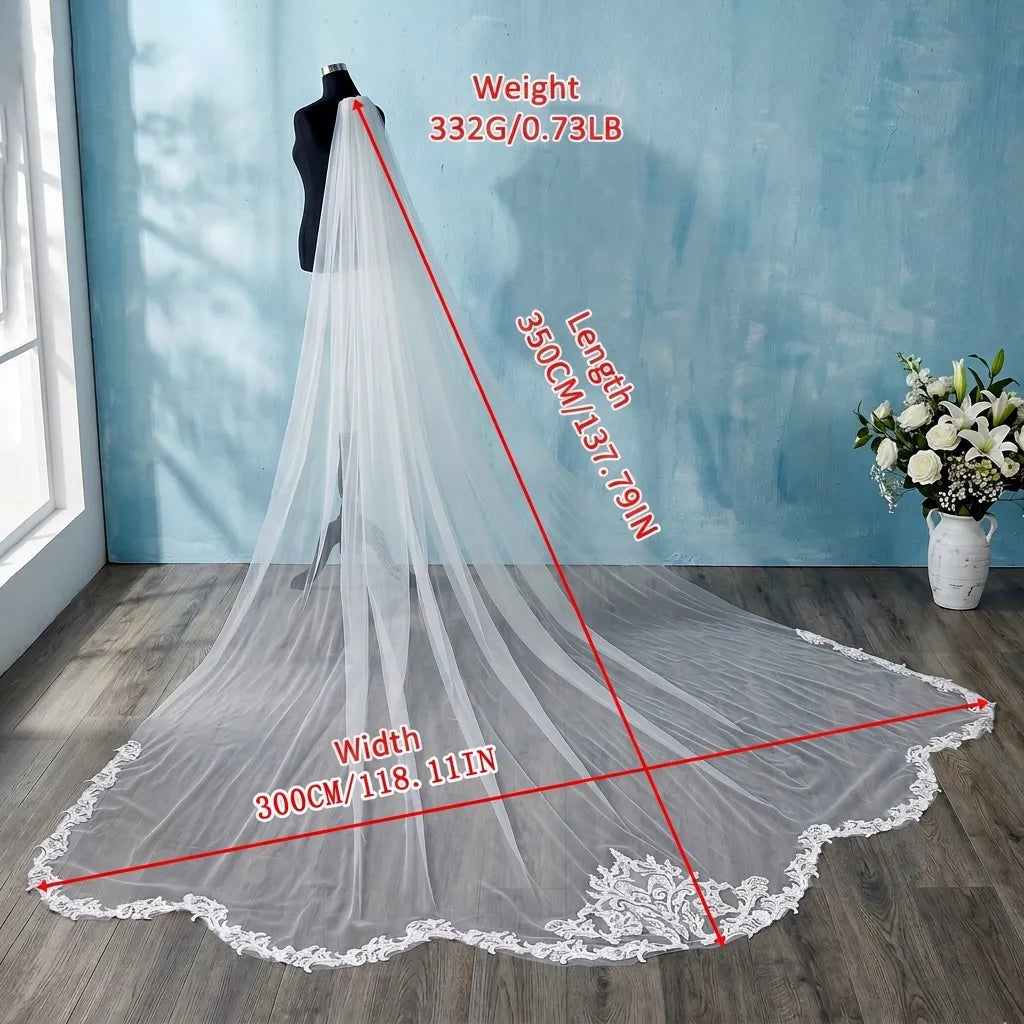 Size chart for LUNA-X469 veil showing length 350cm (137.79in), width 300cm (118.11in), weight 332g