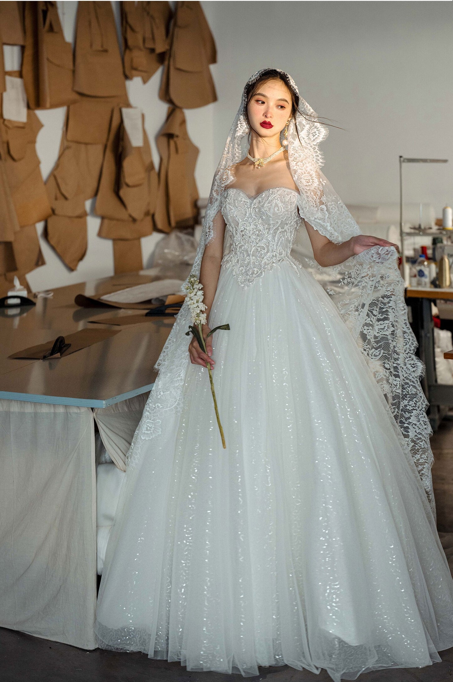 230cm French vintage full lace mantilla cathedral bridal veil with floral mesh pattern