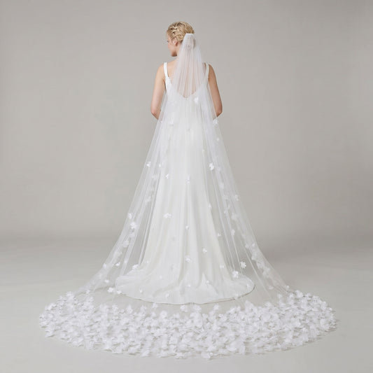 luxury lace bridal veil with soft tulle details