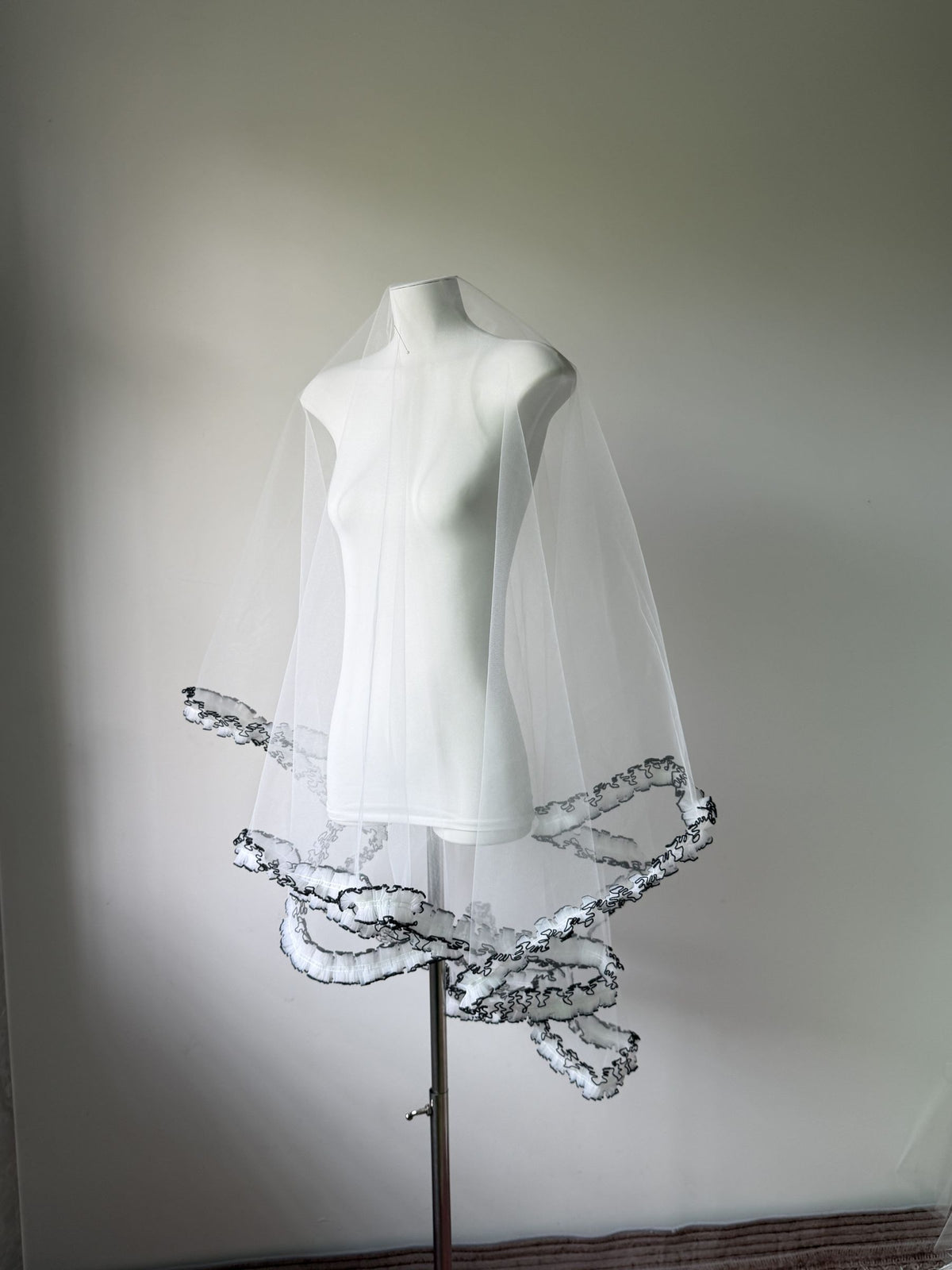 Modern black edge bridal veil back view