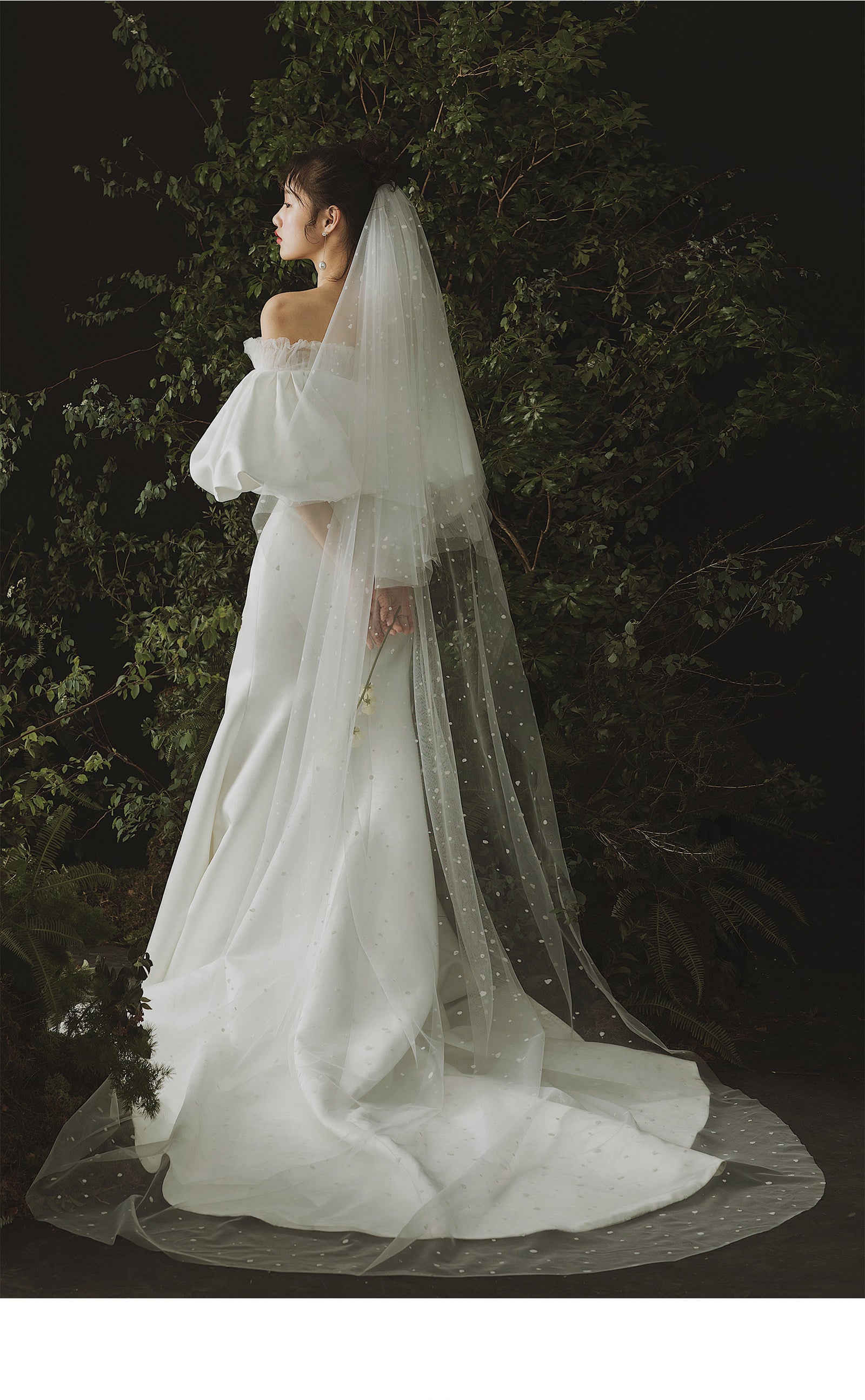 350cm polka dot cathedral length two tier bridal veil with 77cm blusher and vintage dotted tulle