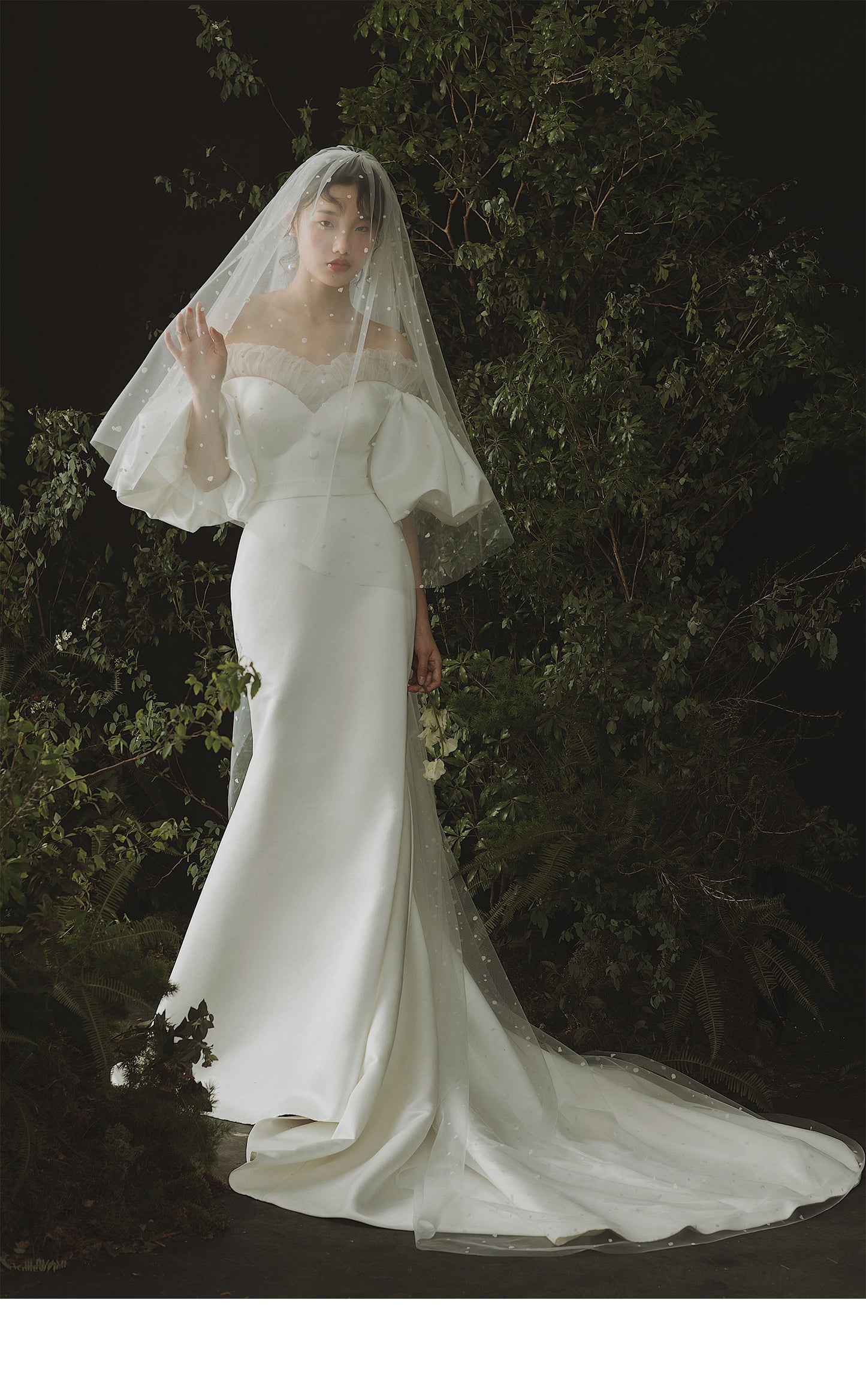 350cm polka dot cathedral length two tier bridal veil with 77cm blusher and vintage dotted tulle