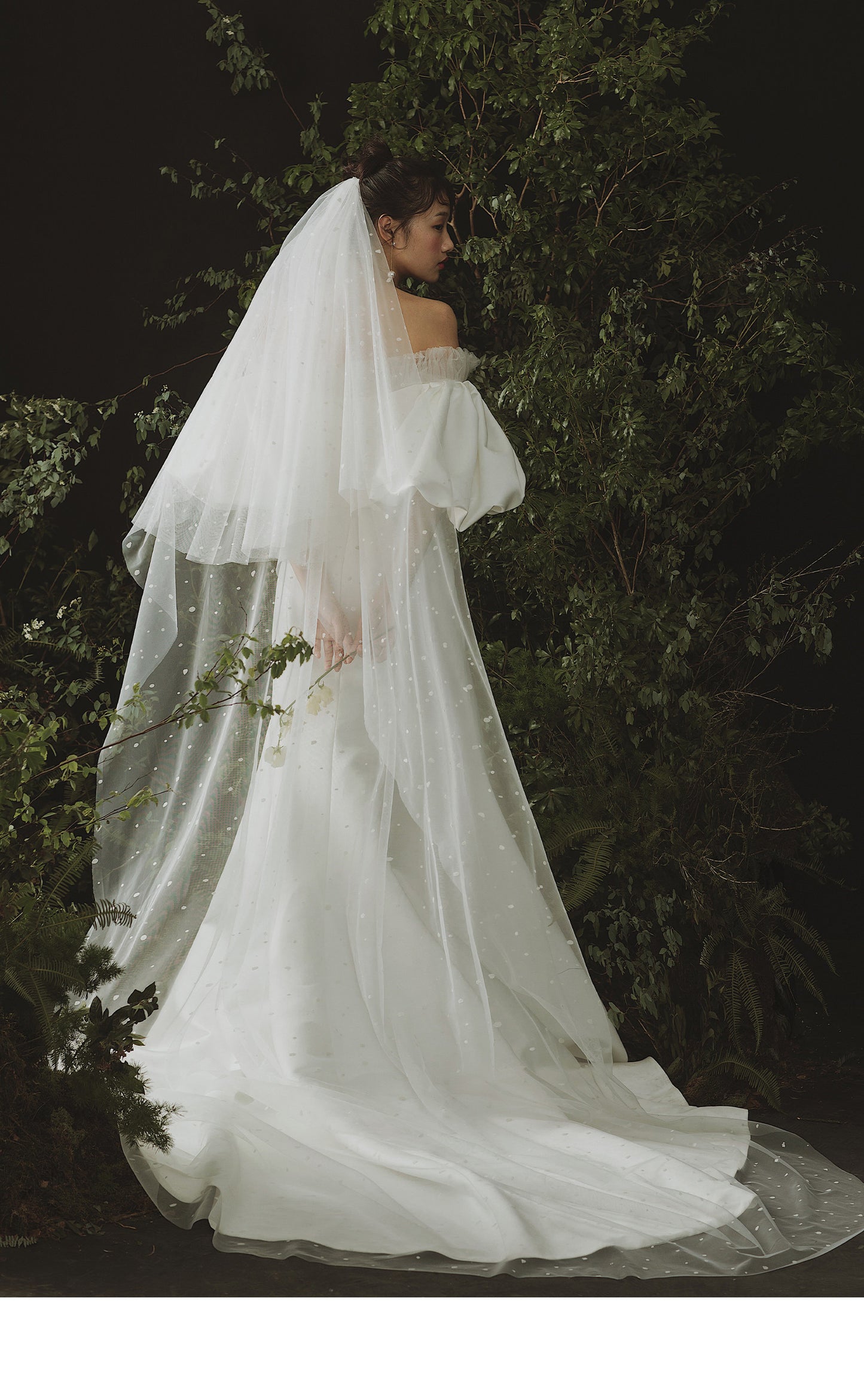 350cm polka dot cathedral length two tier bridal veil with 77cm blusher and vintage dotted tulle