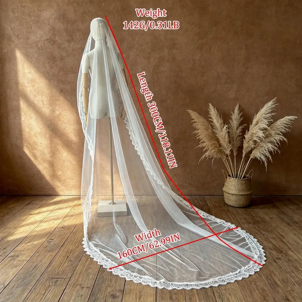 Specification diagram of 300cm single-tier bridal veil on mannequin displaying length 300cm (118.11in), width 160cm (62.99in), and weight 142g (0.31lb) with Chantilly eyelash lace border