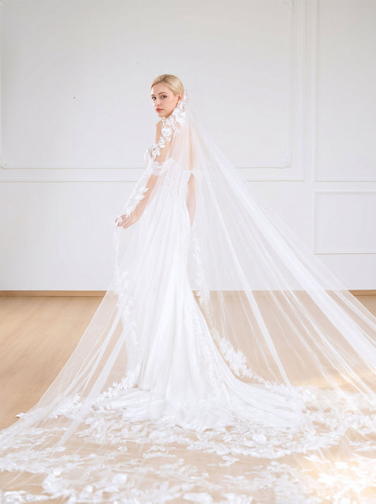 Luxury 3D floral lace long cathedral bridal veil with oversized train